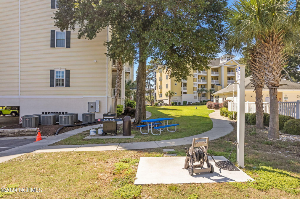 601 Hillside Dr North Myrtle Beach, SC 29582