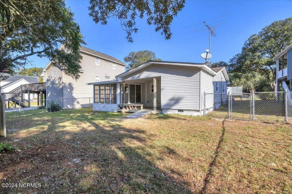 4103 Oak Island Dr Oak Island, NC 28465