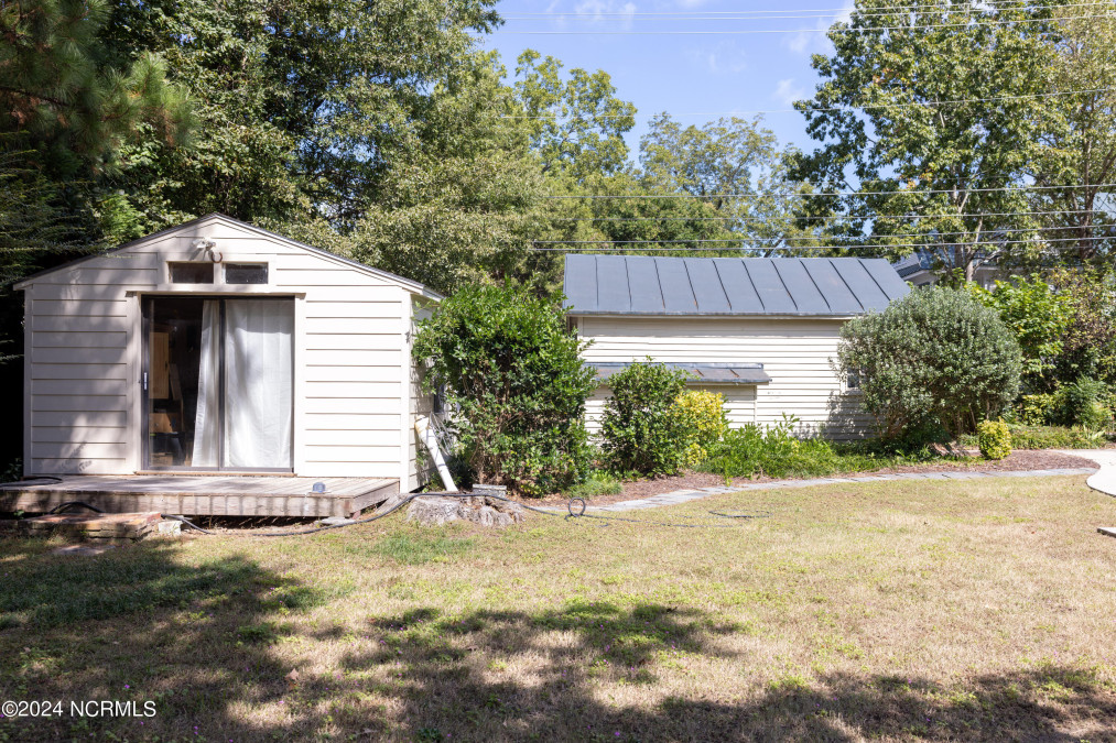 207 Granville St Edenton, NC 27932