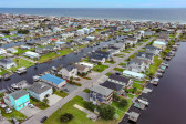 1038 1st St Surf City, NC 28445