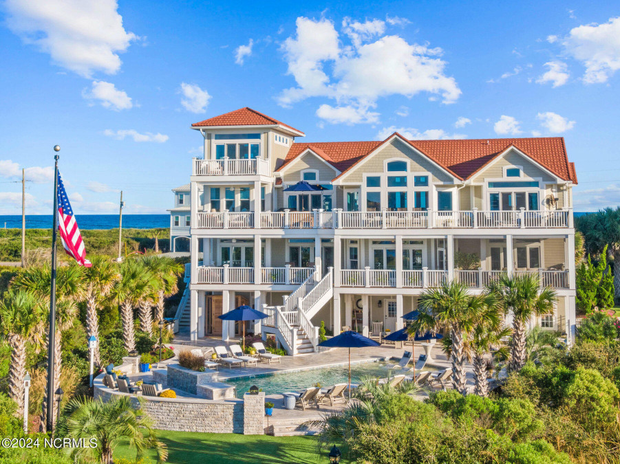 557 New River Inlet Rd North Topsail Beach, NC 28460