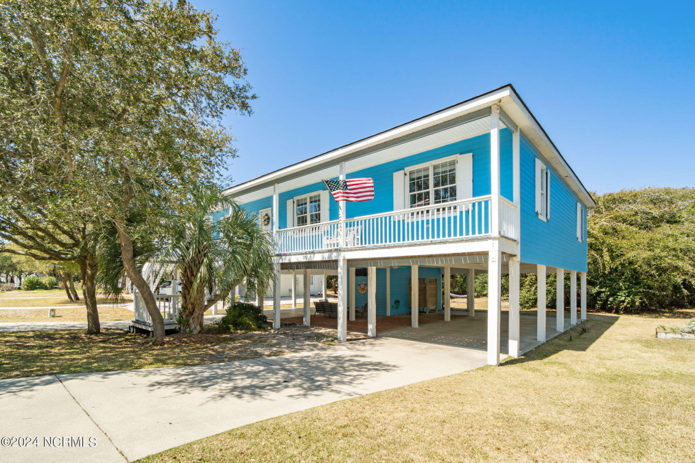 110 Swindell Ln Atlantic Beach, NC 28512