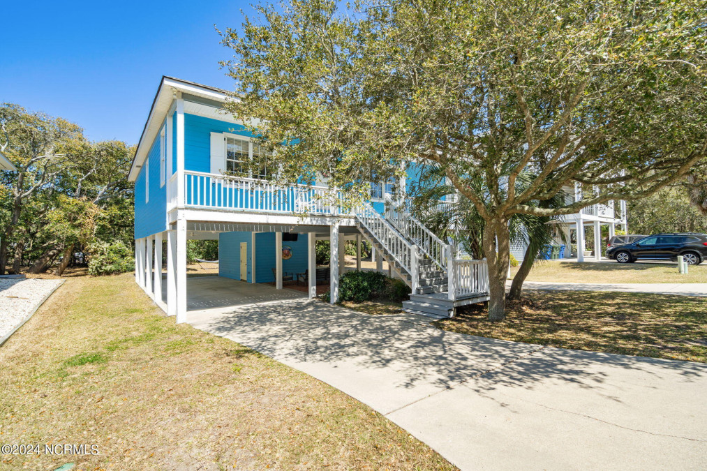 110 Swindell Ln Atlantic Beach, NC 28512