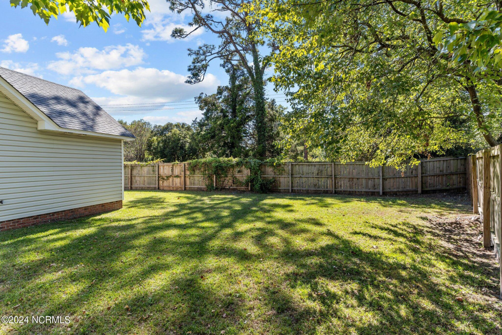 6900 Daybreak Ln Wilmington, NC 28411