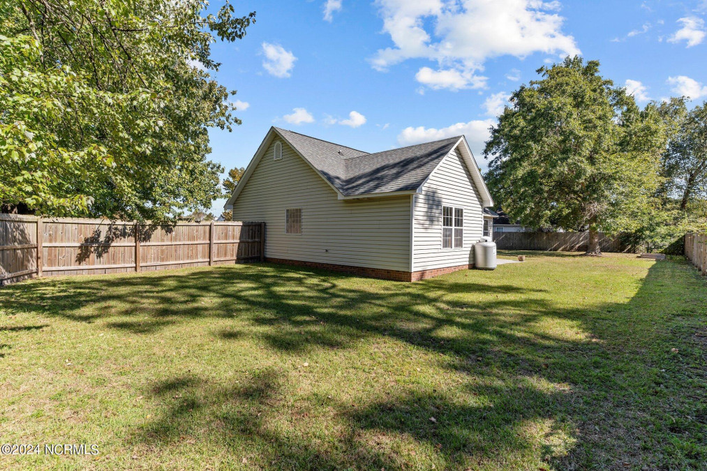 6900 Daybreak Ln Wilmington, NC 28411