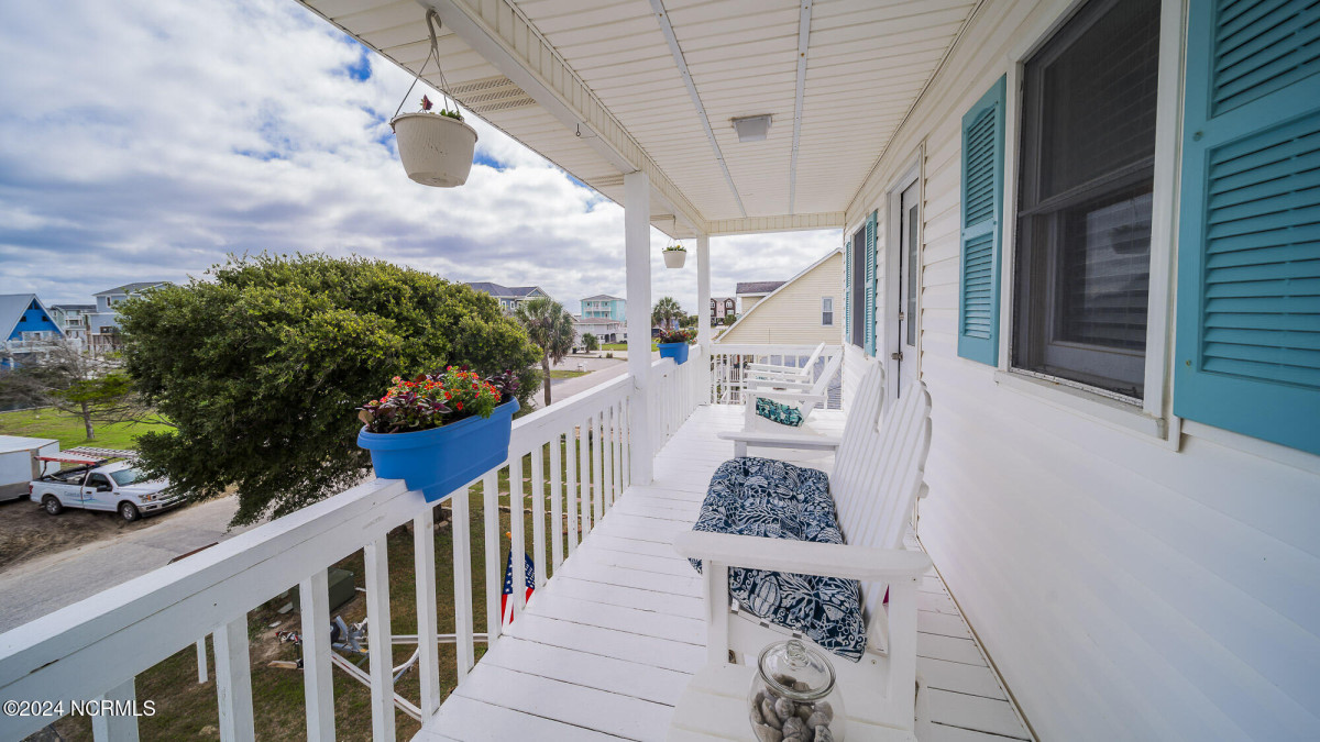 121 Tuna Dr Holden Beach, NC 28462