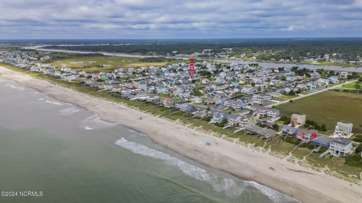 121 Tuna Dr Holden Beach, NC 28462