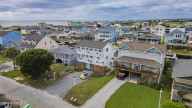 121 Tuna Dr Holden Beach, NC 28462