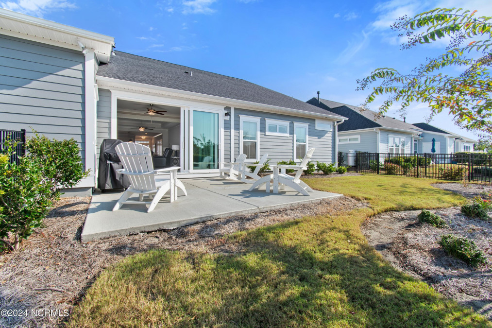 3793 Sundew Dr Southport, NC 28461