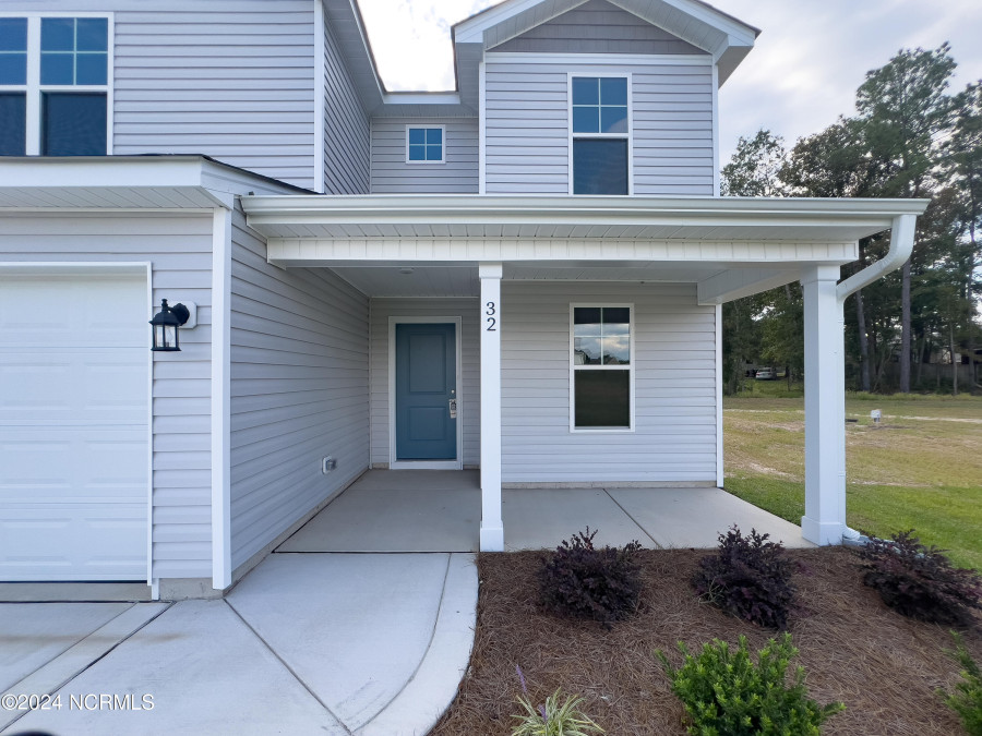 32 Pointer Way Parkton, NC 28371