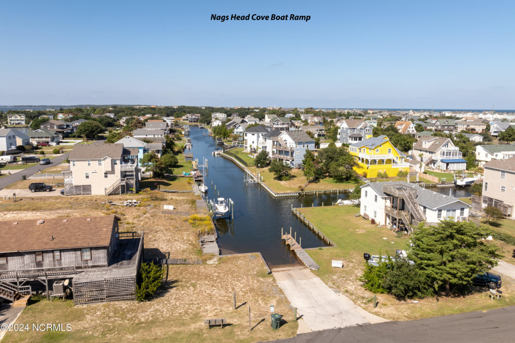 322 Sandpiper Ct Nags Head, NC 27959