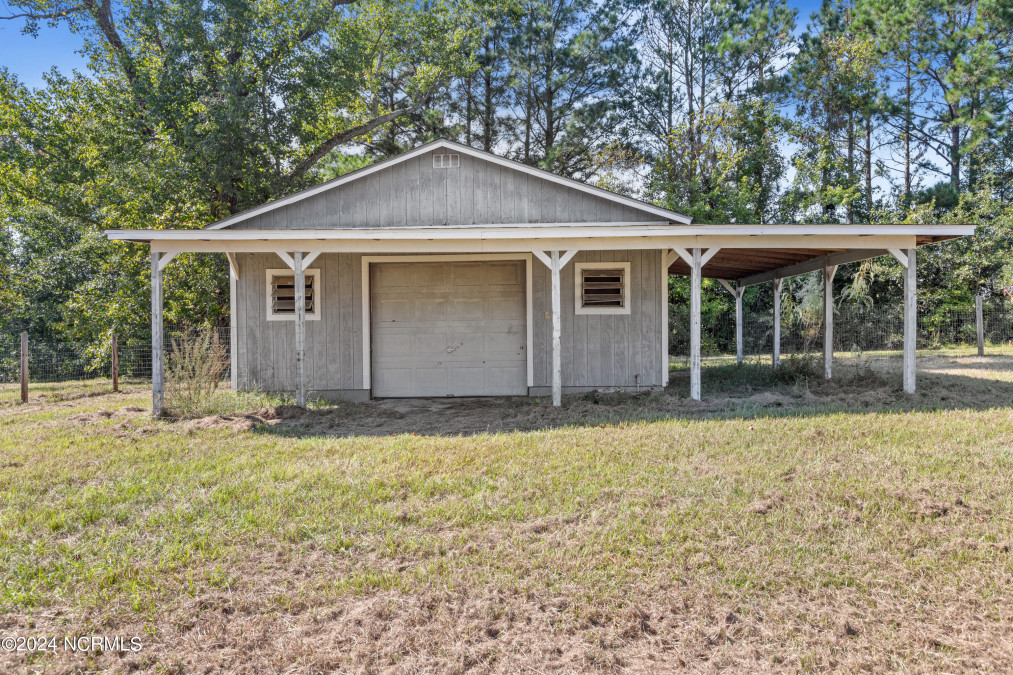 116 Elane Dr Vanceboro, NC 28586