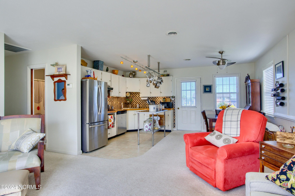 120 Dolphin Bay Est Cedar Point, NC 28584