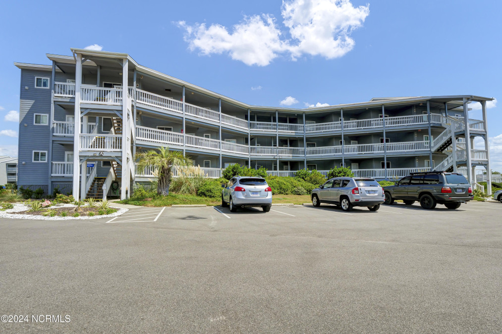 400 Virginia Ave Carolina Beach, NC 28428