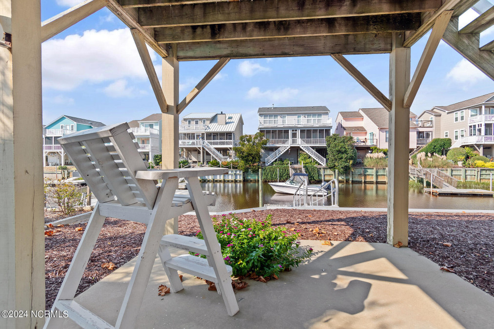 412 Sailfish St Sunset Beach, NC 28468