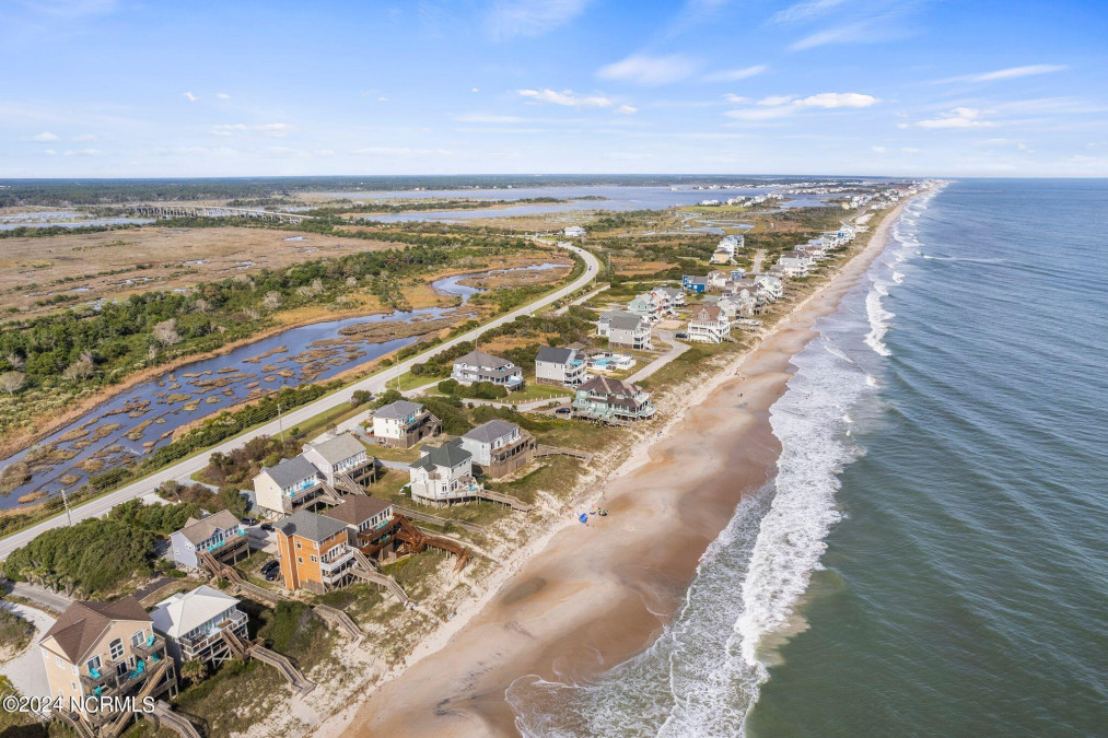 4476 Island Dr North Topsail Beach, NC 28460