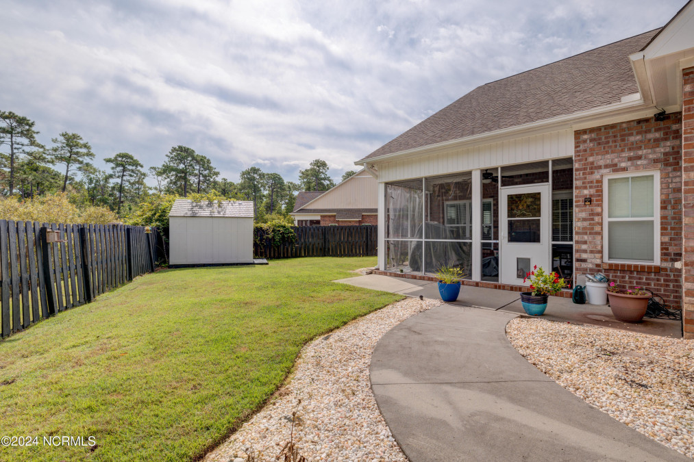 437 Titleist Ln Wilmington, NC 28412