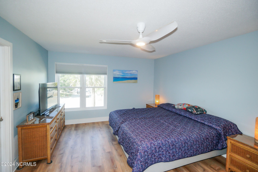 122 24th St Oak Island, NC 28465