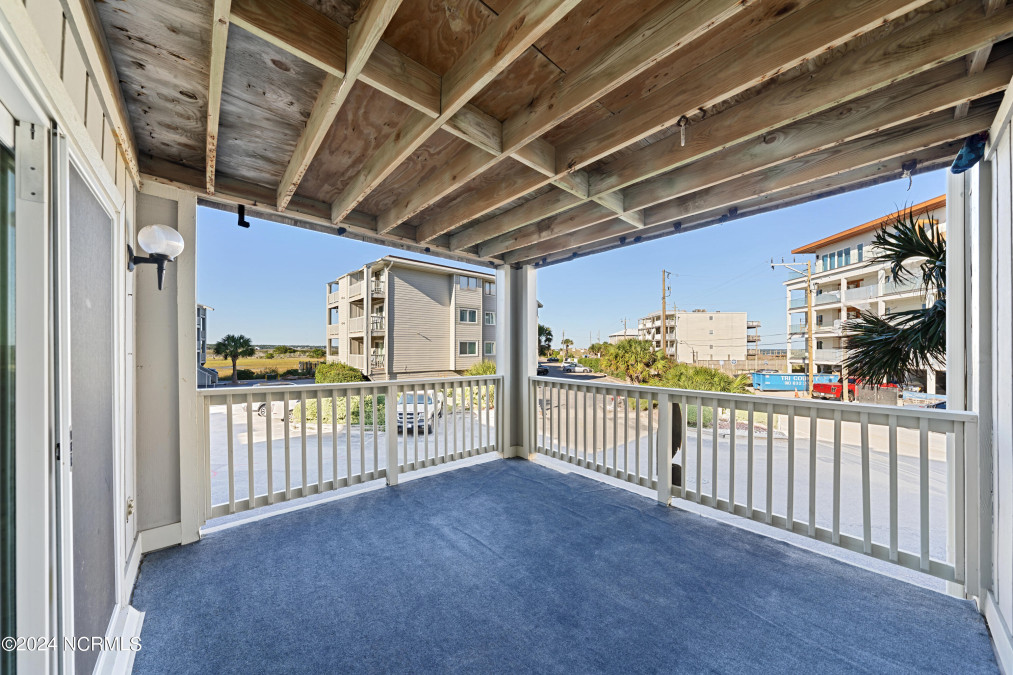 1801 Canal Dr Carolina Beach, NC 28428