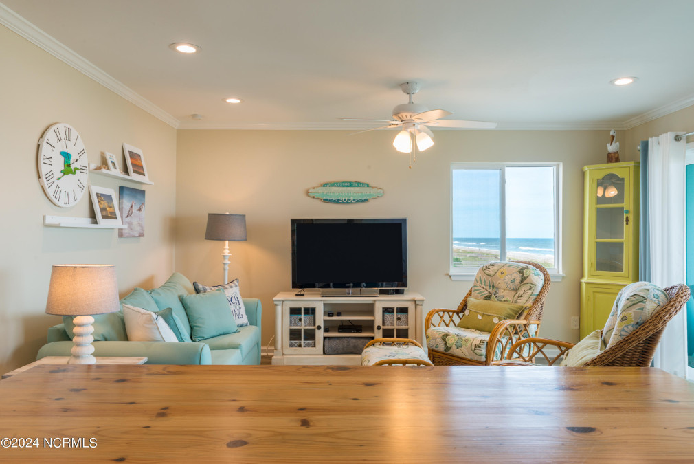 705 Carolina Beach Ave Carolina Beach, NC 28428