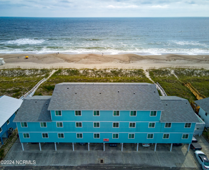 705 Carolina Beach Ave Carolina Beach, NC 28428