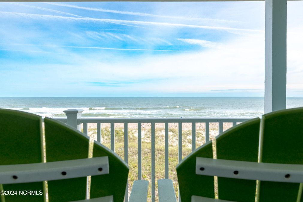 705 Carolina Beach Ave Carolina Beach, NC 28428