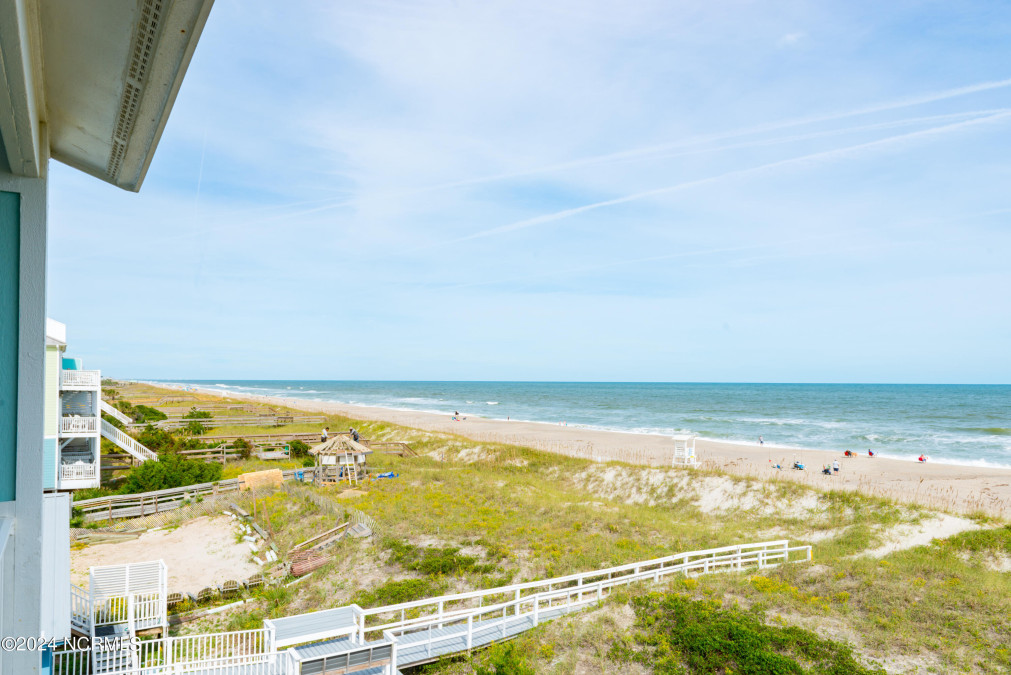 705 Carolina Beach Ave Carolina Beach, NC 28428