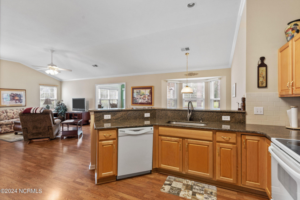 867 Sandpiper Bay Dr Sunset Beach, NC 28468