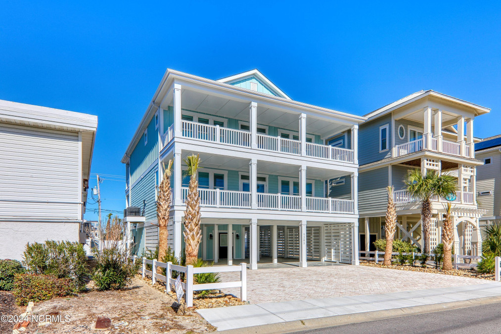 5203 Ocean Blvd North Myrtle Beach, SC 29582