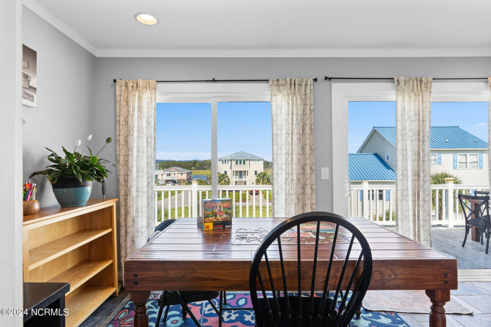 200 Brunswick Ave Holden Beach, NC 28462