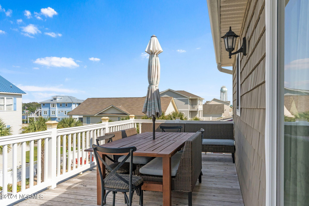 200 Brunswick Ave Holden Beach, NC 28462