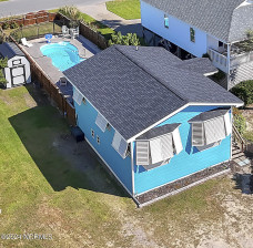 2504 Beach Dr Oak Island, NC 28465