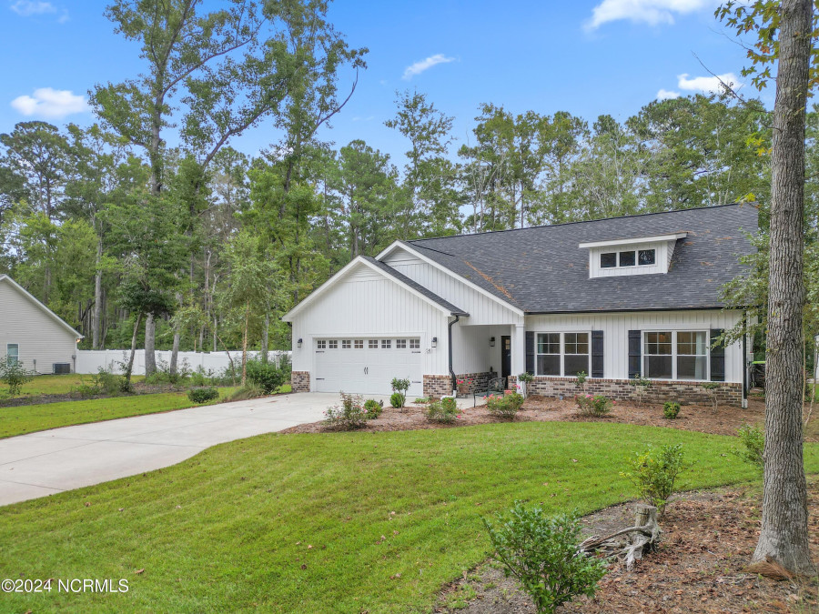 58 Northeast Dr Calabash, NC 28467