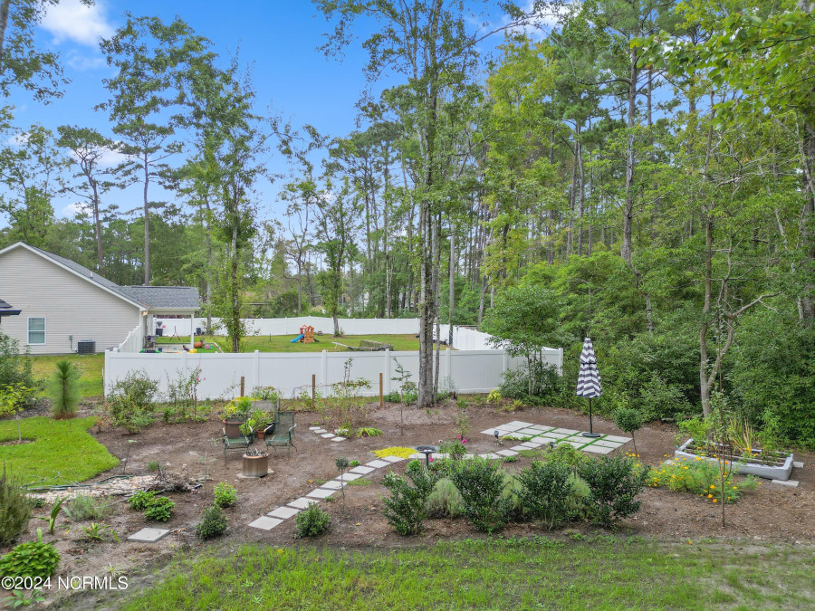 58 Northeast Dr Calabash, NC 28467