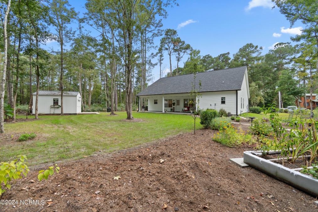 58 Northeast Dr Calabash, NC 28467