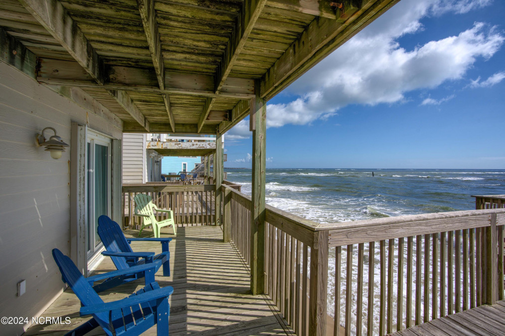 2362 New River Inlet Rd North Topsail Beach, NC 28460