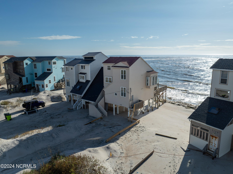 2362 New River Inlet Rd North Topsail Beach, NC 28460