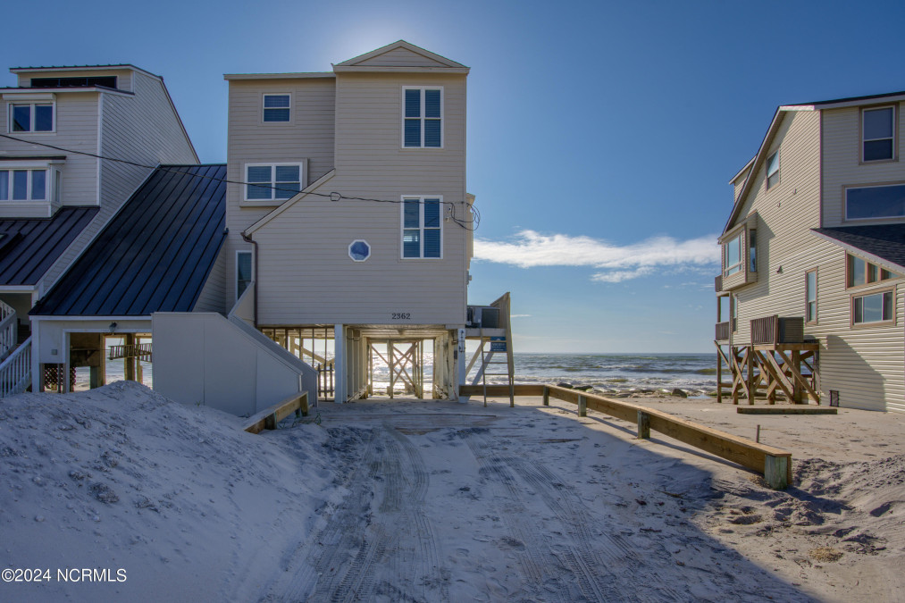 2362 New River Inlet Rd North Topsail Beach, NC 28460