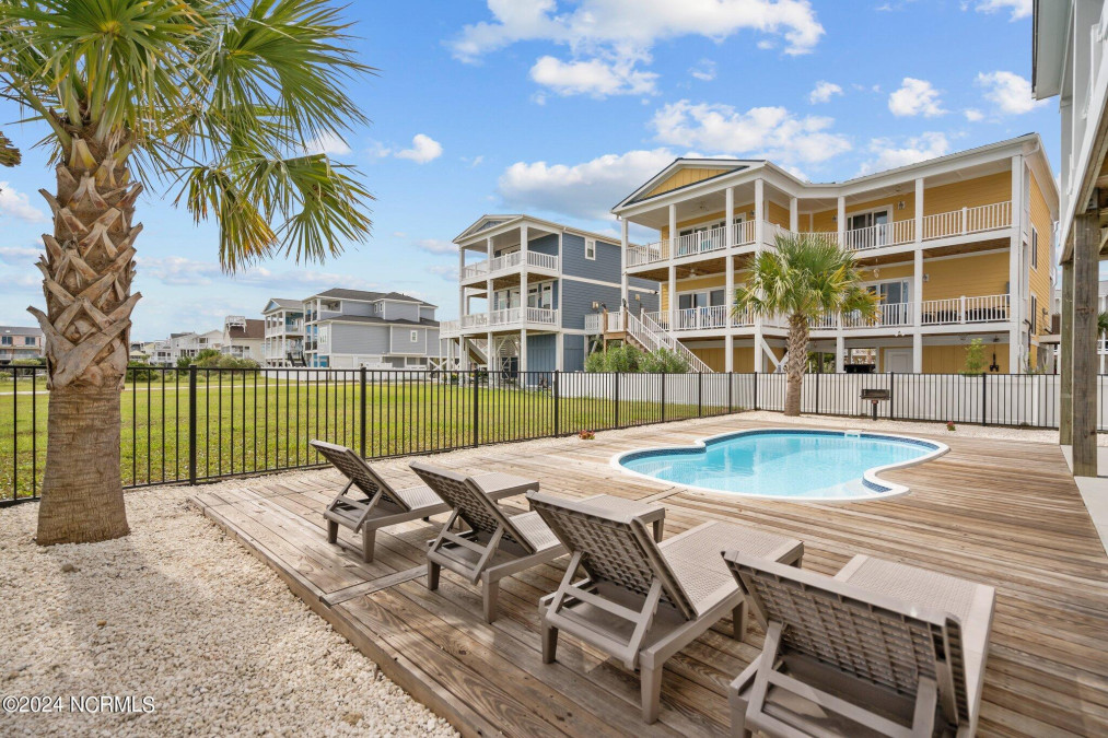 1204 Shore Dr Sunset Beach, NC 28468