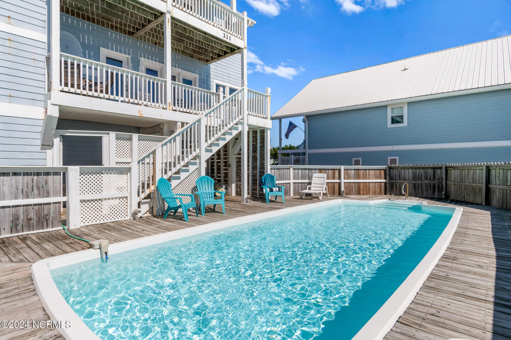 211 Ocean Blvd Holden Beach, NC 28462