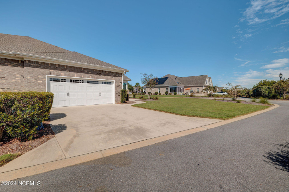 8454 Oak Abbey Trl Leland, NC 28451