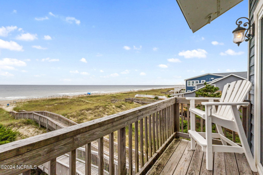 1017 Ocean Blvd Holden Beach, NC 28462