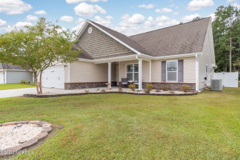 323 Hughes Ln Jacksonville, NC 28546