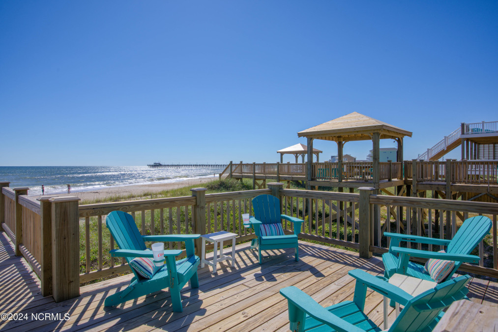 1016 New River Inlet Rd North Topsail Beach, NC 28460