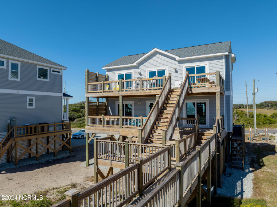 1016 New River Inlet Rd North Topsail Beach, NC 28460