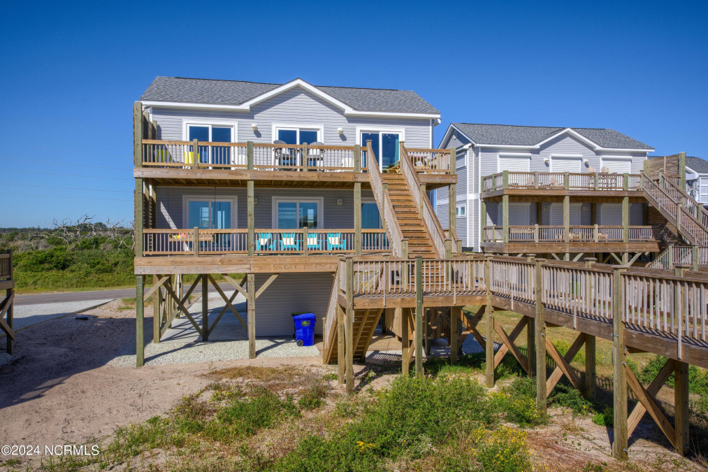 1016 New River Inlet Rd North Topsail Beach, NC 28460