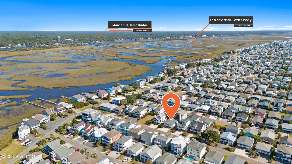 413 38th St Sunset Beach, NC 28468