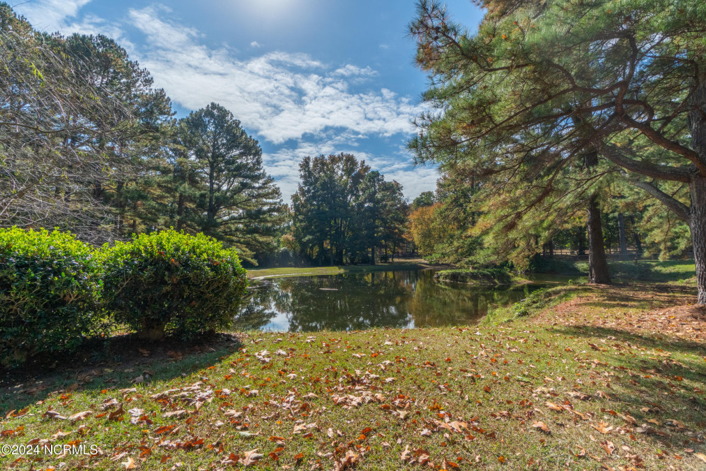 250 Valleyfield Ln Southern Pines, NC 28387