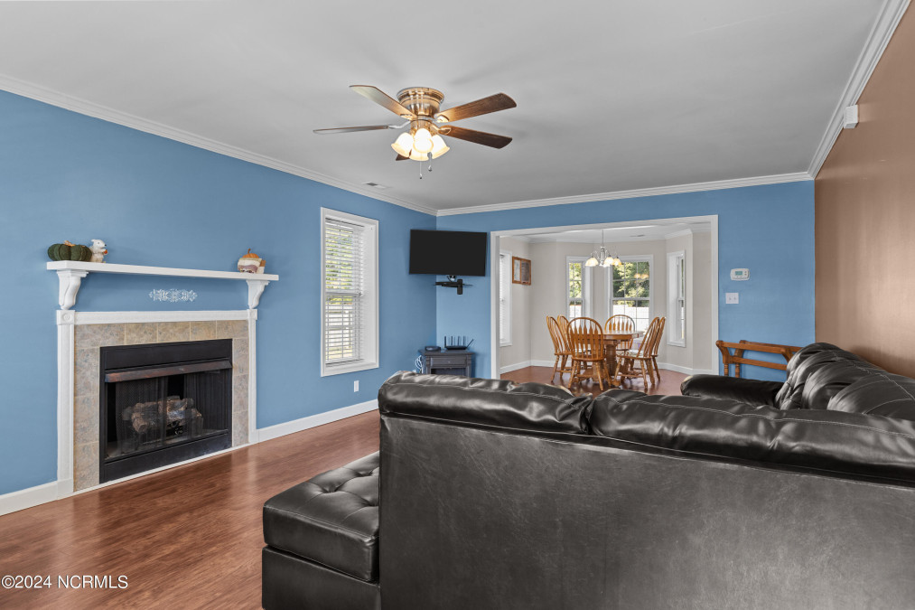 104 Fawn View Ct Newport, NC 28570