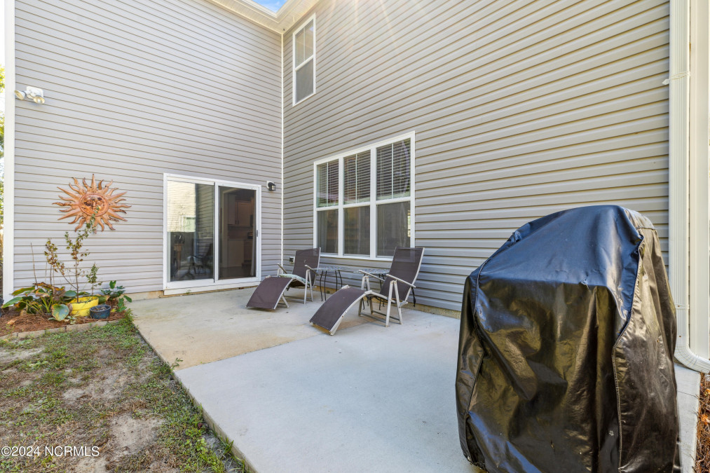 46 Grant Dr Hampstead, NC 28443